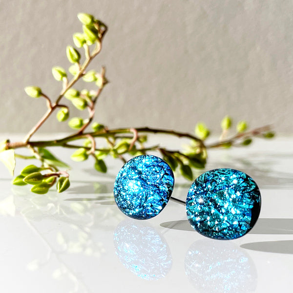 Dichro | Medium blue stud earrings