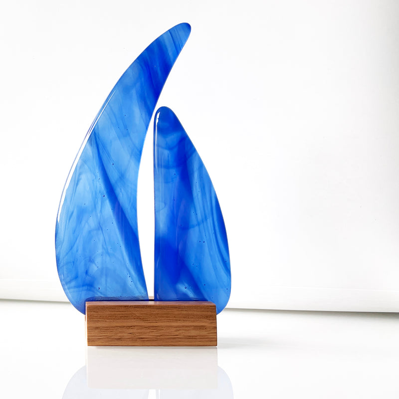 Harbour cruising | Blue Sailboat - Small