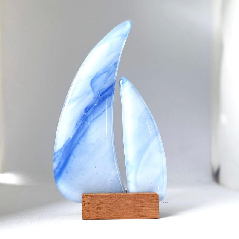 Harbour cruising | Lightblue White Sailboat - Small