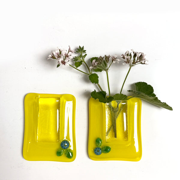 Tiny magnetic vase | Yellow