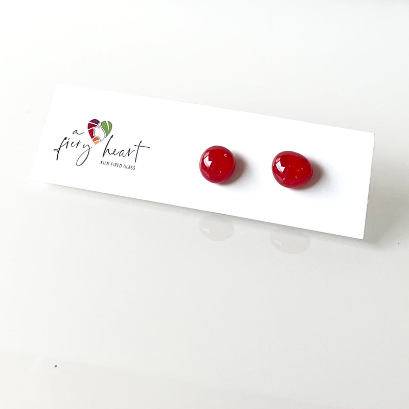 Unicolour | Red - Stud earrings