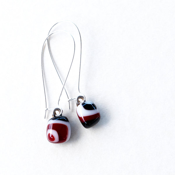 Black Red White | Drop earrings - Square