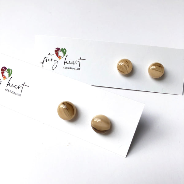 Cappuccino - Stud earrings