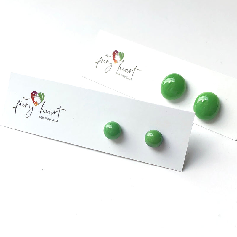 Unicolour | Green - Stud earrings