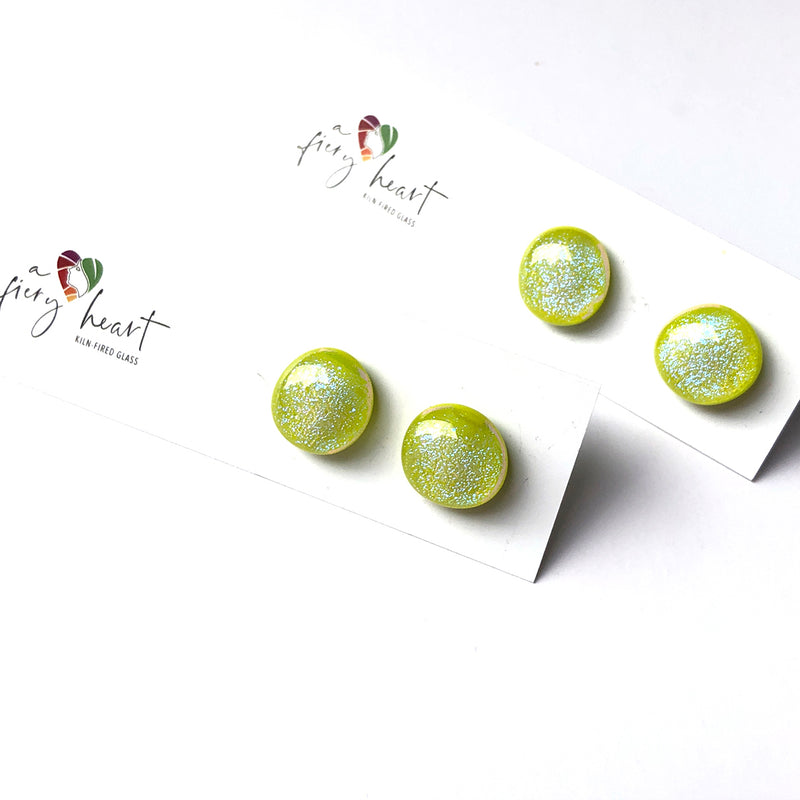 Dichro | Lime green shimmer - Stud earrings